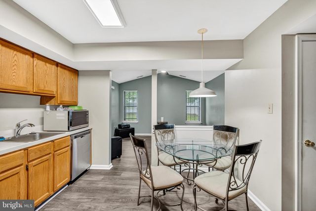 7 VAIL RD, Sicklerville, NJ 08081