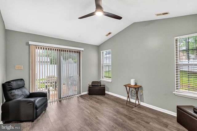 7 VAIL RD, Sicklerville, NJ 08081