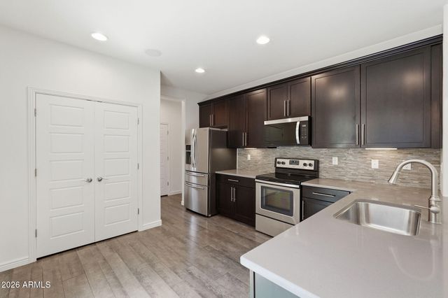 464 N RANGER Trail, Gilbert, AZ 85234