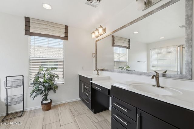 464 N RANGER Trail, Gilbert, AZ 85234
