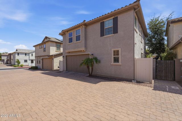 464 N RANGER Trail, Gilbert, AZ 85234