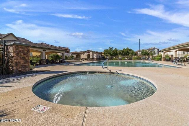 464 N RANGER Trail, Gilbert, AZ 85234