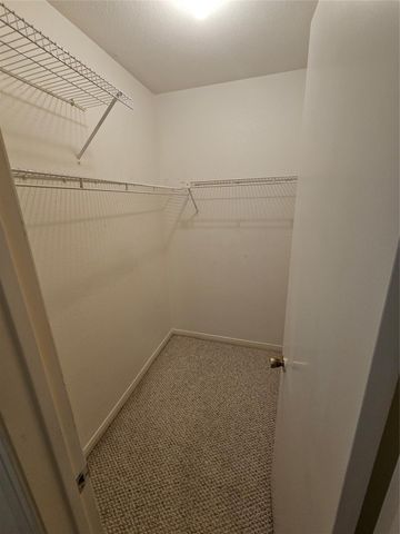 9800 Pagewood Lane 2404, Houston, TX 77042