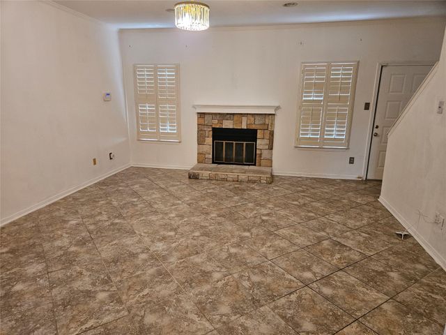 9800 Pagewood Lane 2404, Houston, TX 77042