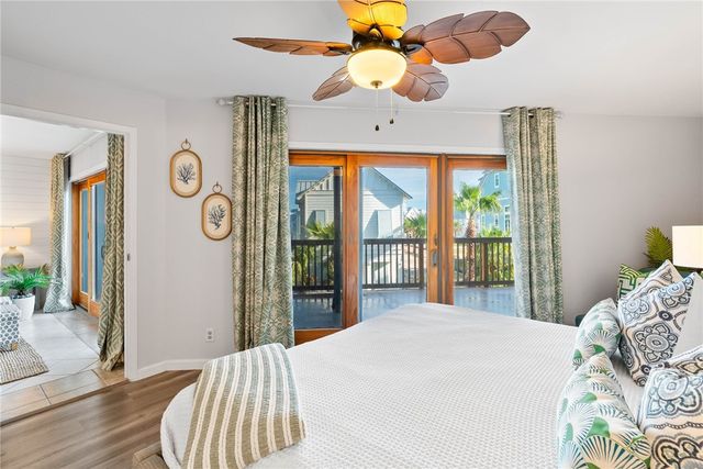 5973 State Highway 361 102, Port Aransas, TX 78373