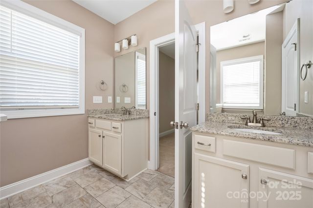 9026 Raven Top Drive, Mint Hill, NC 28227