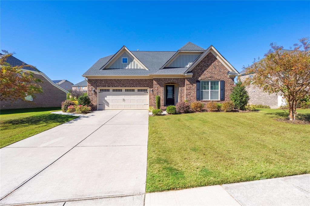 9026 Raven Top Drive, Mint Hill, NC 28227