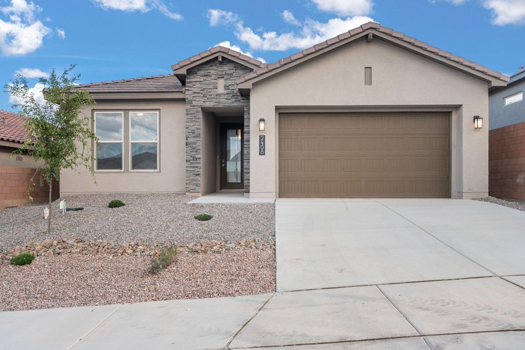 2408 Marble Avenue, Rio Rancho, NM 87144