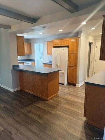 2555 Judy Lane, Shelby Charter Township, MI 48316