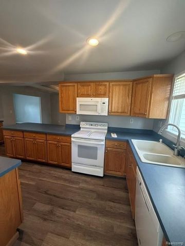 2555 Judy Lane, Shelby Charter Township, MI 48316