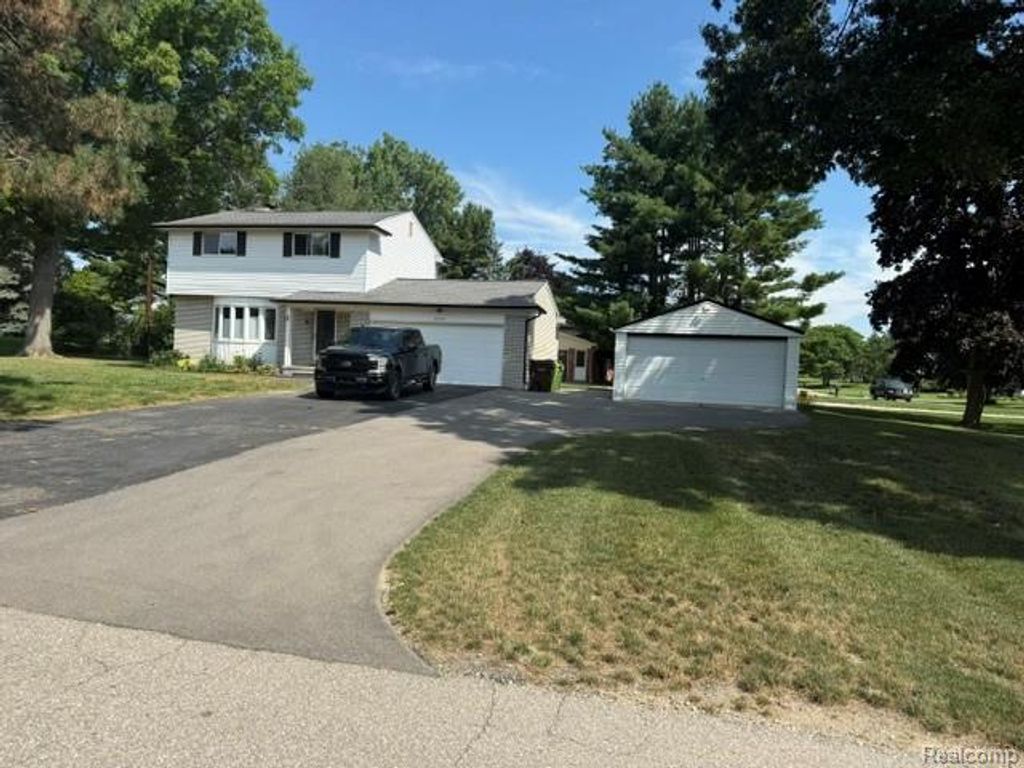 2555 Judy Lane, Shelby Charter Township, MI 48316