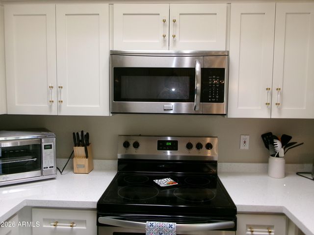 9151 W GREENWAY Road 269, Peoria, AZ 85381