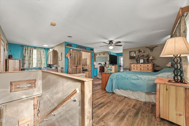 2501 Valley View Road, Dandridge, TN 37725