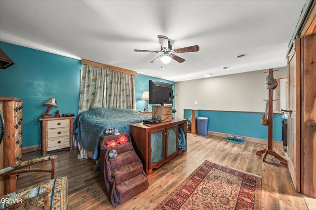 2501 Valley View Road, Dandridge, TN 37725