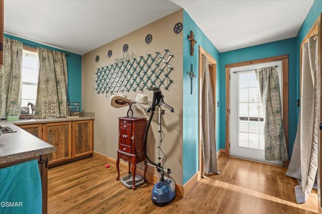 2501 Valley View Road, Dandridge, TN 37725
