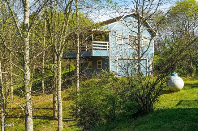 2501 Valley View Road, Dandridge, TN 37725