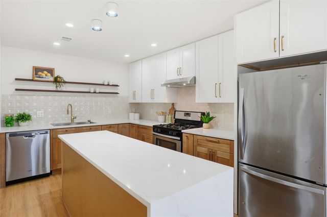 5601 Samuel Huston Ave, Austin, TX 78721