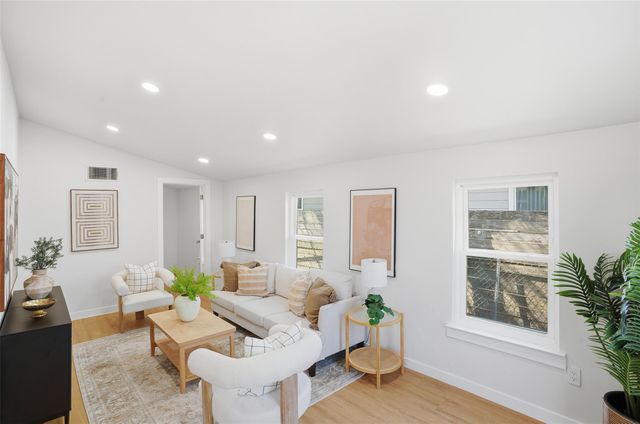 5601 Samuel Huston Ave, Austin, TX 78721