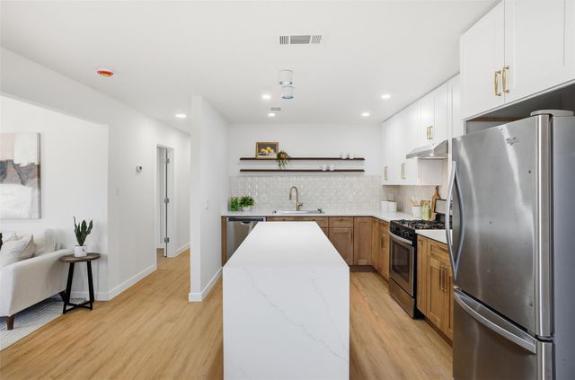 5601 Samuel Huston Ave, Austin, TX 78721