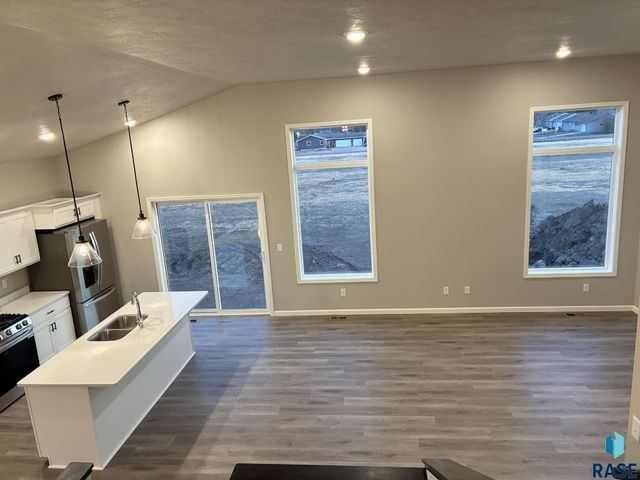 819 Estate St Street, Harrisburg, SD 57032