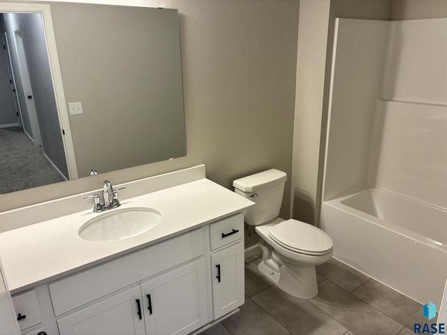 819 Estate St Street, Harrisburg, SD 57032