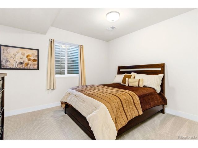 751 Campfire Dr, Fort Collins, CO 80524