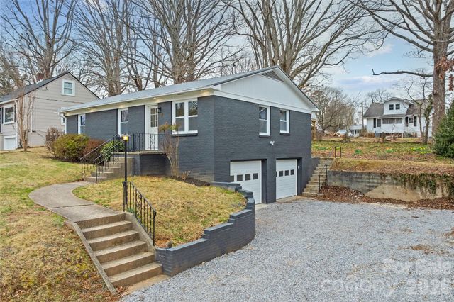 7 Browndale Road, Asheville, NC 28805