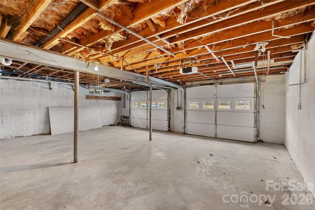 7 Browndale Road, Asheville, NC 28805