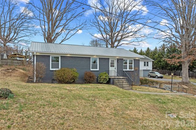 7 Browndale Road, Asheville, NC 28805