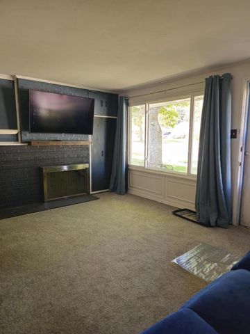 2914 S 51st STREET, Milwaukee, WI 53219