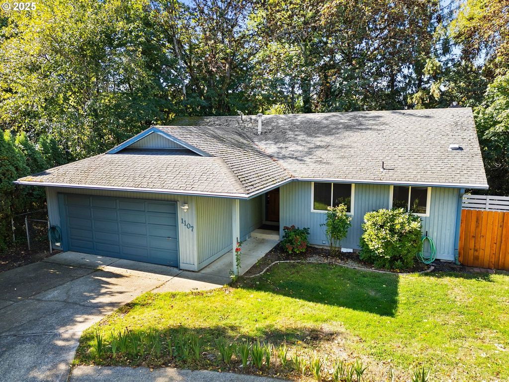 1107 MEADOWVIEW Ct, West Linn, OR 97068