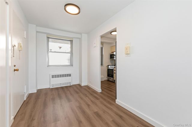 61-15 97 14E, Rego Park, NY 11374