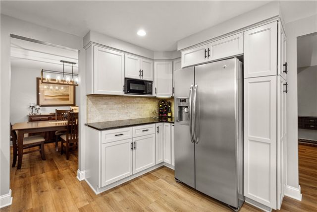 1746 Grey Mill Drive, Upper St Clair, PA 15241