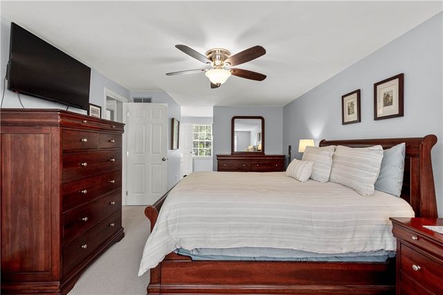 1746 Grey Mill Drive, Upper St Clair, PA 15241