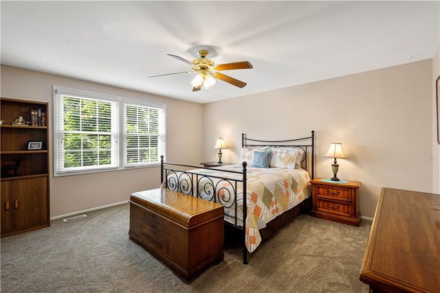 1746 Grey Mill Drive, Upper St Clair, PA 15241