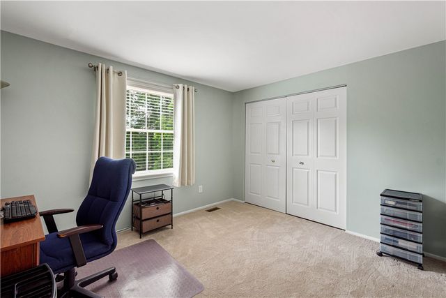 1746 Grey Mill Drive, Upper St Clair, PA 15241