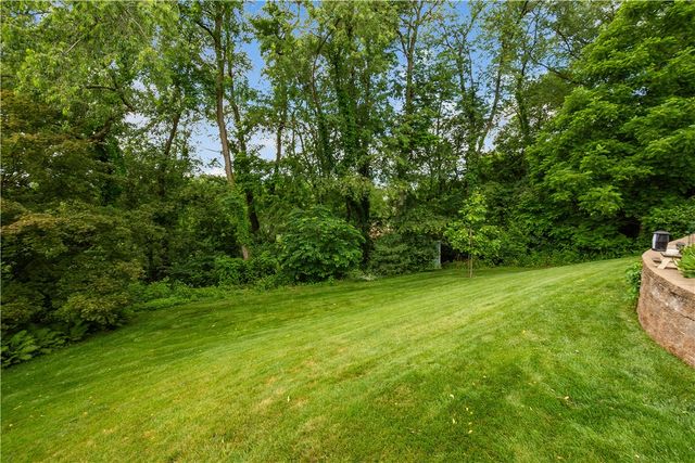 1746 Grey Mill Drive, Upper St Clair, PA 15241