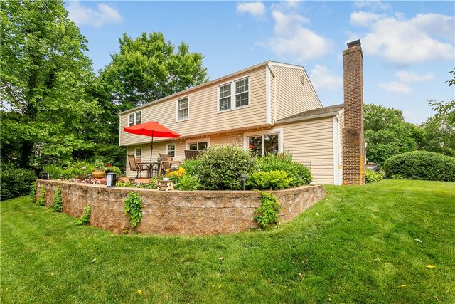 1746 Grey Mill Drive, Upper St Clair, PA 15241