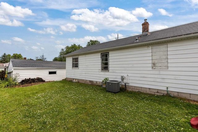 405 BUCHANAN STREET, Little Chute, WI 54140