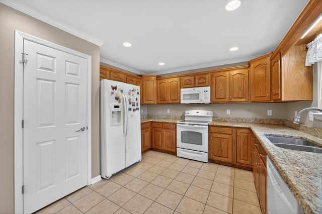 9829 Falcon Crest Drive, Ooltewah, TN 37363