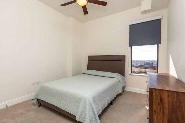 717 S Riverside Dr Apt 1102, Memphis, TN 38103