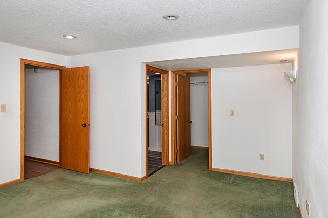 100 Corliss Avenue, Elk Run Heights, IA 50707