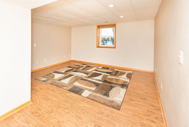 100 Corliss Avenue, Elk Run Heights, IA 50707