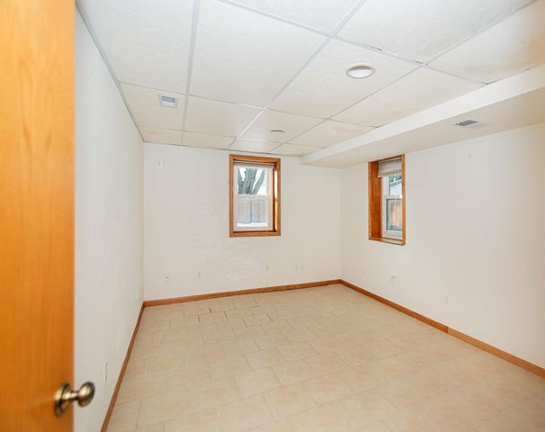 100 Corliss Avenue, Elk Run Heights, IA 50707