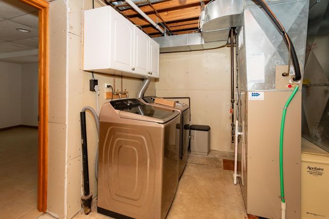 100 Corliss Avenue, Elk Run Heights, IA 50707