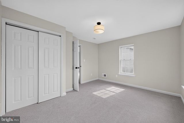 700 CLONMELL RD, Paulsboro, NJ 08066