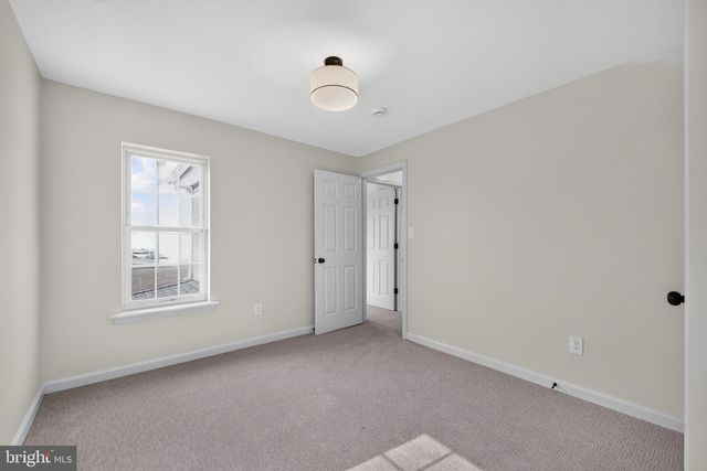 700 CLONMELL RD, Paulsboro, NJ 08066