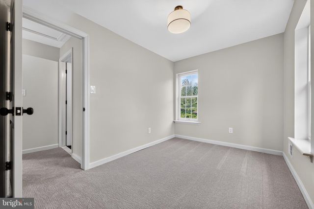 700 CLONMELL RD, Paulsboro, NJ 08066