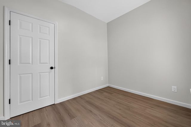 700 CLONMELL RD, Paulsboro, NJ 08066