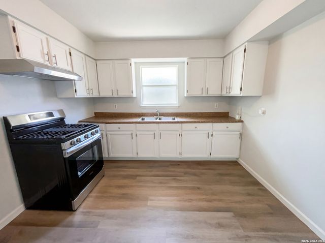 4818 Lark, San Antonio, TX 78228